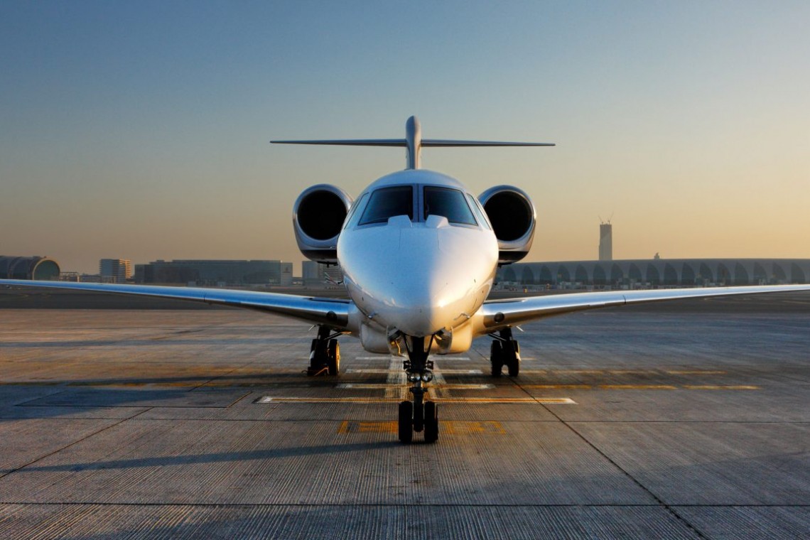 Private-jet-charter-flights-1366x768